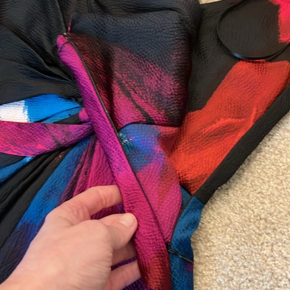 Diane Von Furstenberg Multicolor Women's Silk Romper Shorts Sz 0 - Picture 8 of 8